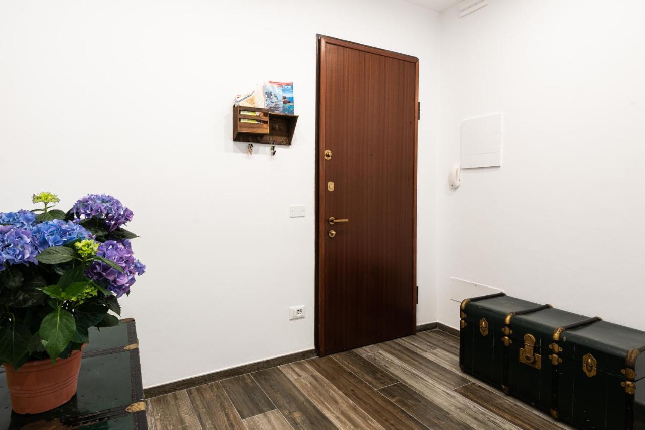 Mari Urbani Apartment ลาสเปเซีย ภายนอก รูปภาพ
