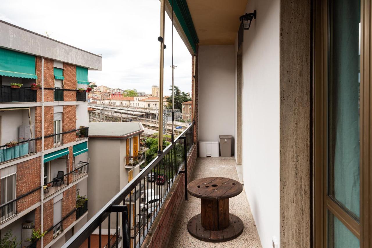 Mari Urbani Apartment ลาสเปเซีย ภายนอก รูปภาพ